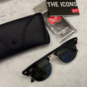 Ray-Ban Classic Black and Gold Sunglasses